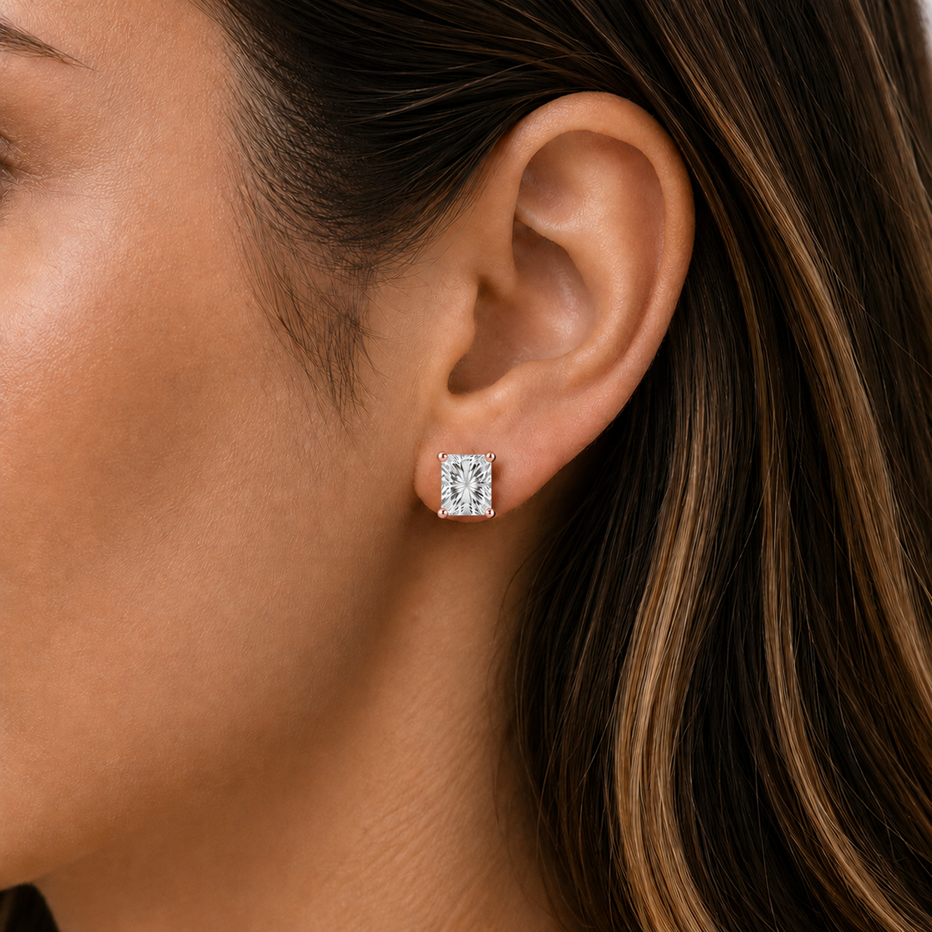 Radiant Cut Stud Earrings in 18K Gold, Lab-Grown Diamond