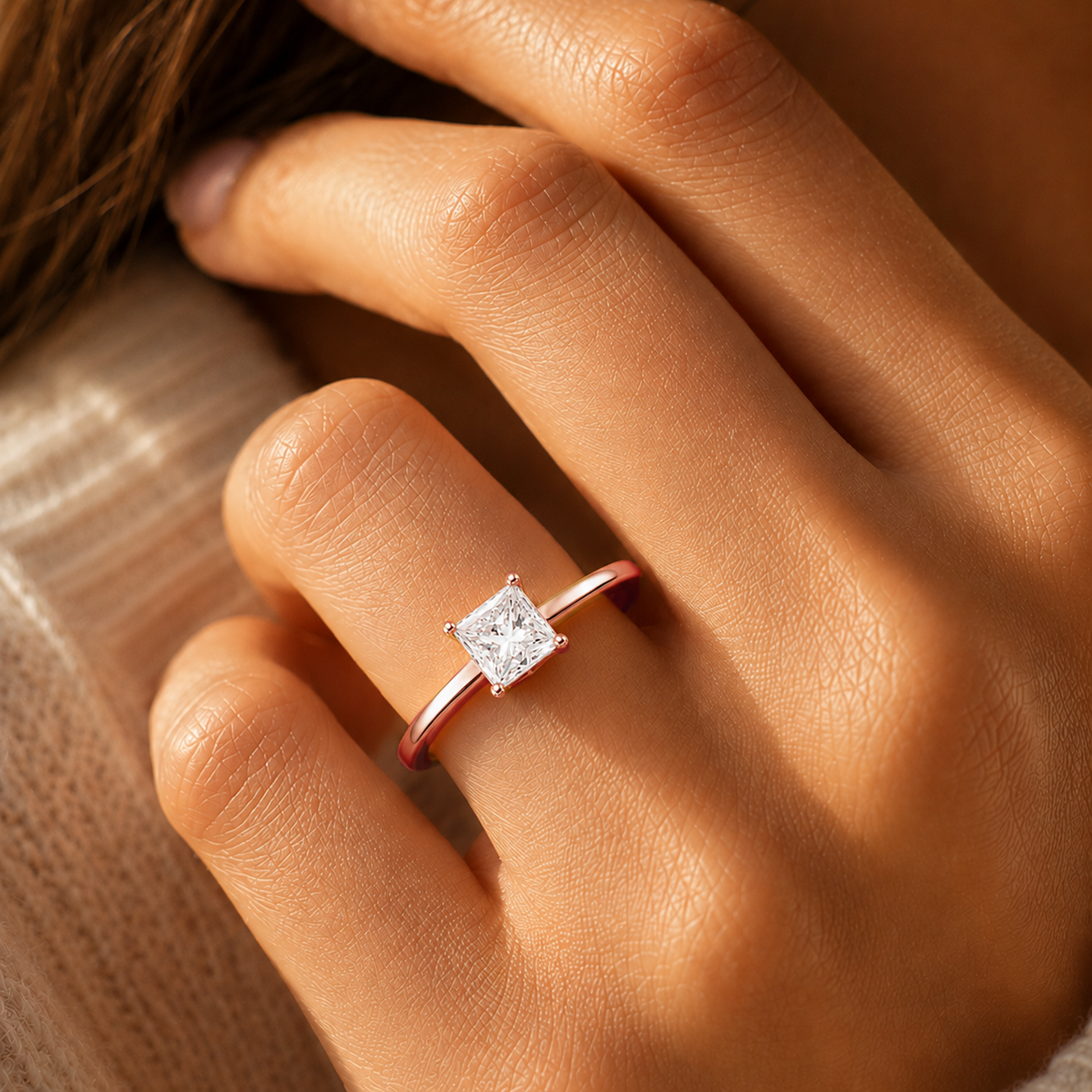 Princess Cut Engagement Ring in 18K Gold, Lab-Grown Diamond