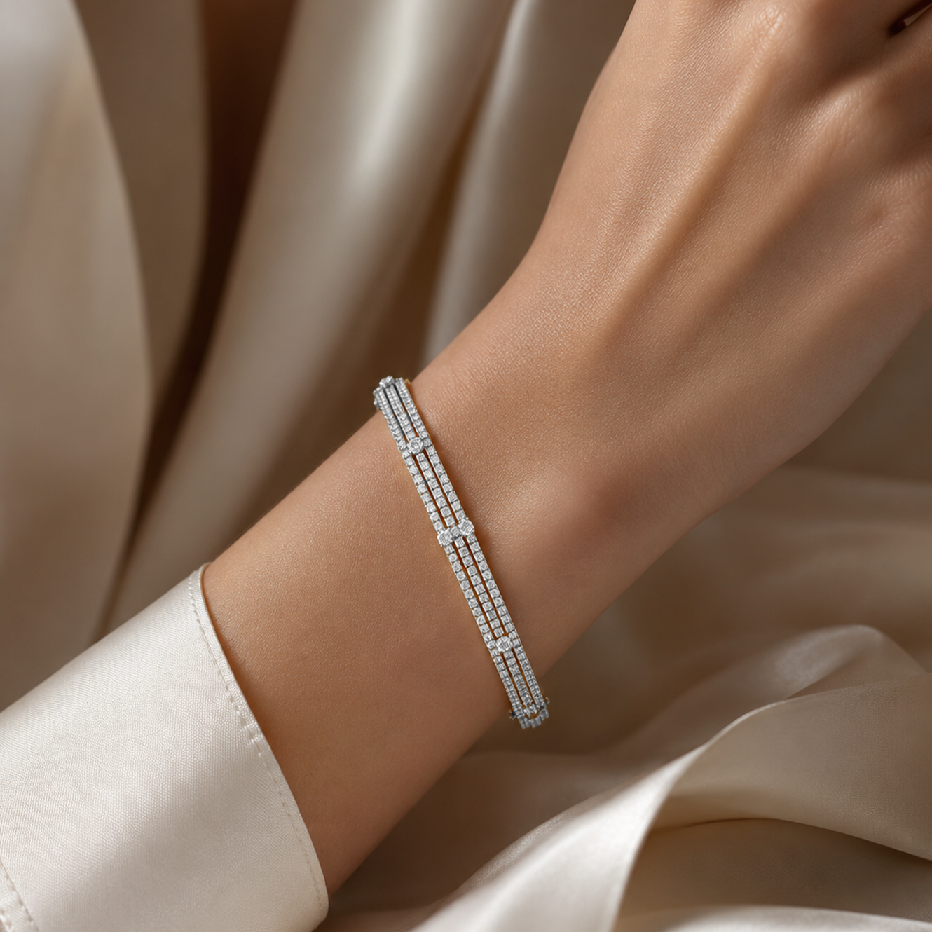 Round Brilliant Multi Layered Bracelet in 18K Gold, Lab-Grown Diamond