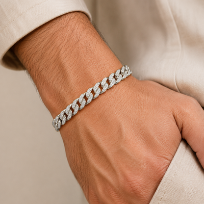 Round Cut Pavé Set Men’s Bracelet in 18K Yellow Gold, Lab-Grown Diamond