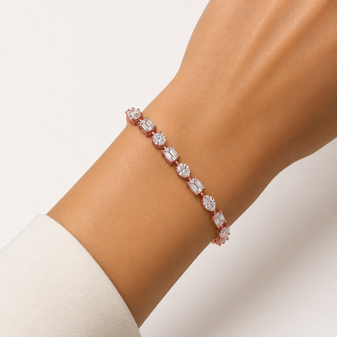Mixed Cut Prong-Set Tennis Bracelet in 18K Gold, Lab-Grown Diamond