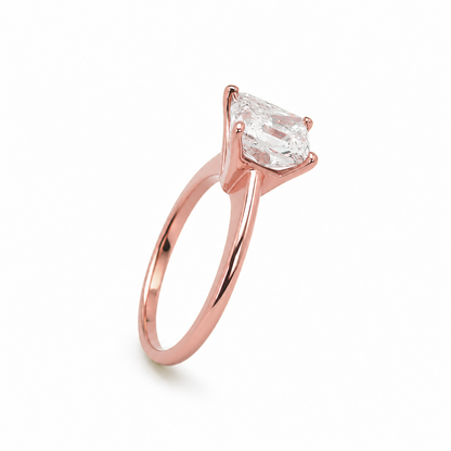 Four-Prong Princess Cut Engagement Ring in 18K Gold, Lab-Grown Diamond