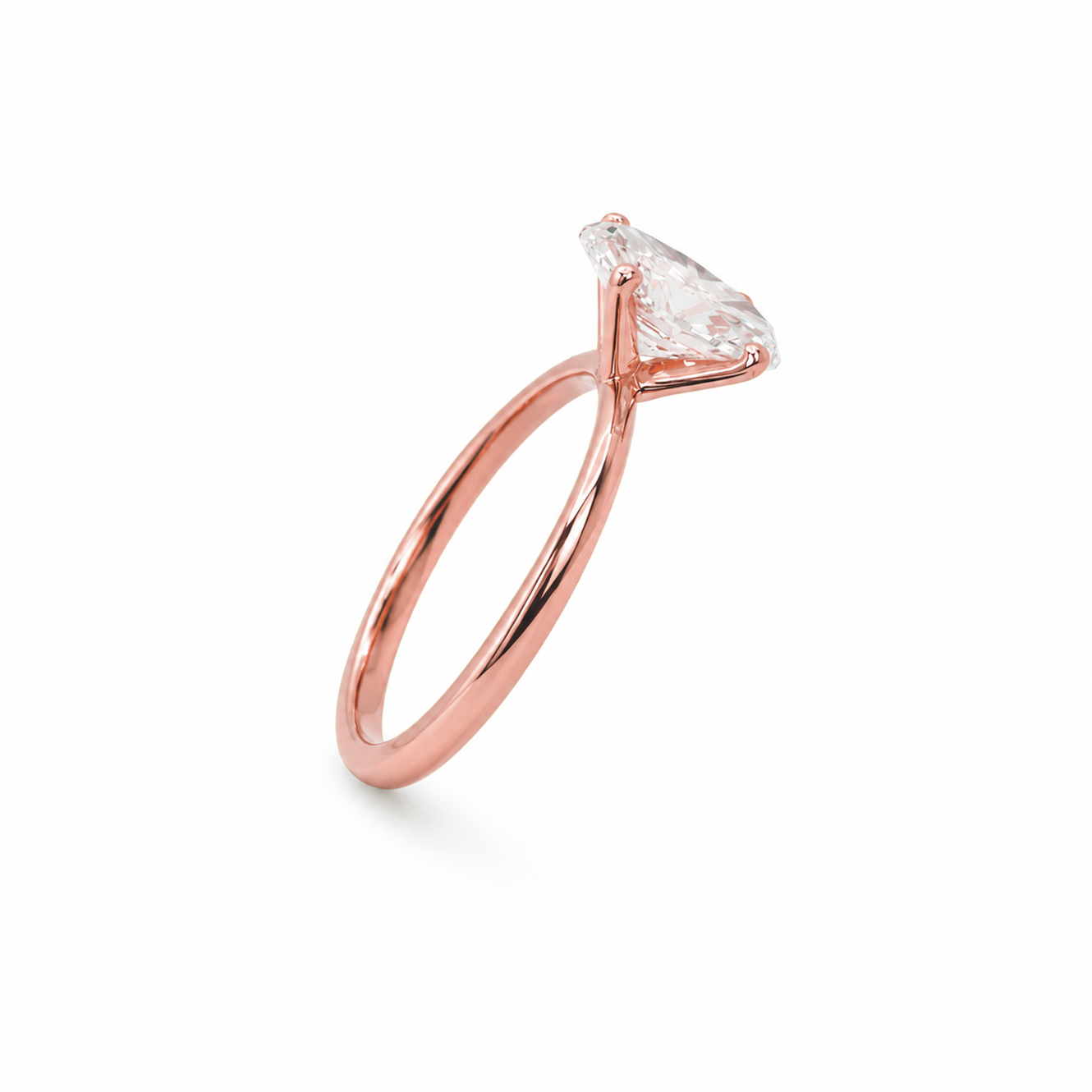Oval Cut Solitaire Engagement Ring in 18K Gold, Lab-Grown Diamond