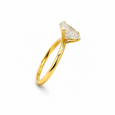 Four-Prong Round Cut Solitaire Engagement Ring in 18K Gold, Lab-Grown Diamond