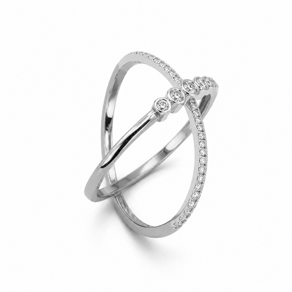 X-Shaped Prong-Set Round Cut Dress Ring in 18K Gold, Lab-Grown Diamond
