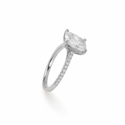 Cushion Cut Classic Engagement Ring in 18K Gold, Lab-Grown Diamond