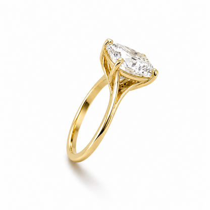 Four-Prong Round Cut Solitaire Engagement Ring in 18K Gold, Lab-Grown Diamond